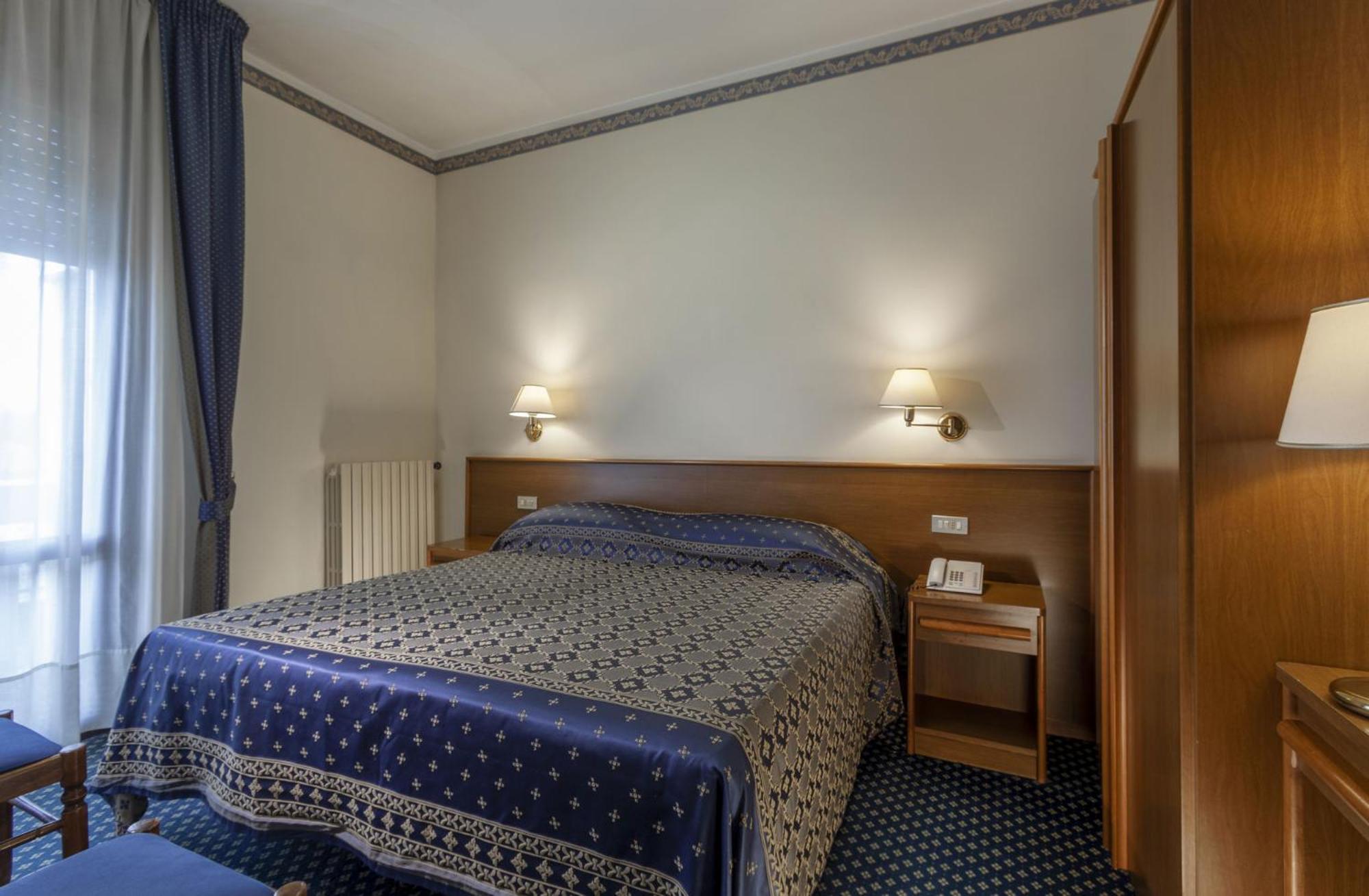 Hotel Firenze 3*