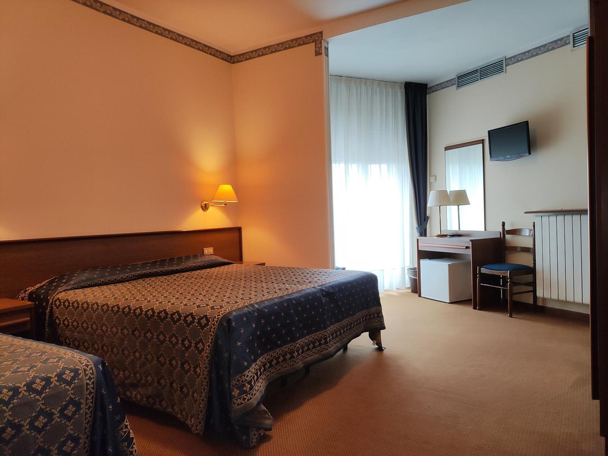 Hotel Firenze 3*